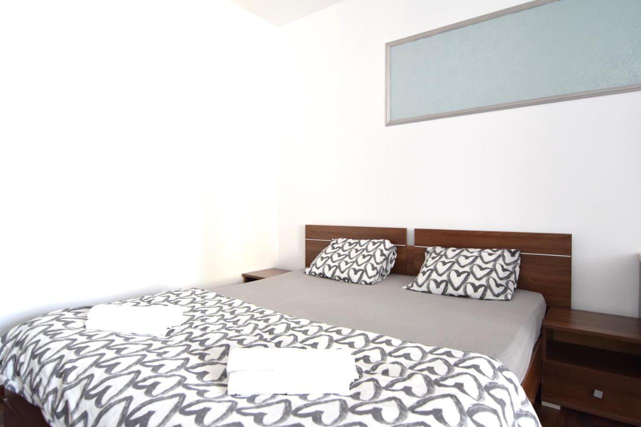Resedinta Luterana Apartamento Bucareste Exterior foto